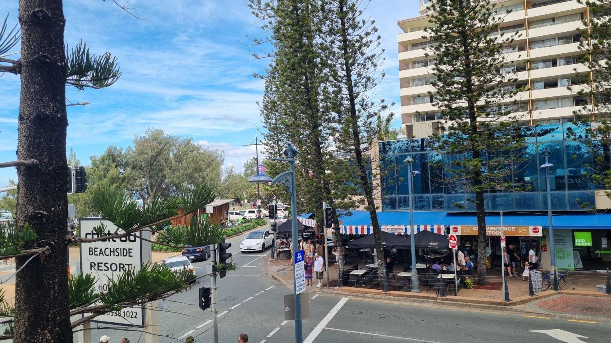 Beachfront Studio Gold Coast Exterior photo